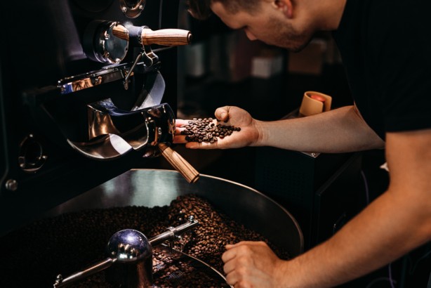 Jak wygląda proces wypalania kawy?