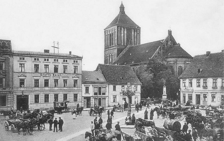 Drawski kościół na początku XX wieku.