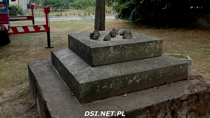 W Nętnie ponownie stanął pomnik poświęcony mieszkańcom wsi poległym w I wojnie światowej