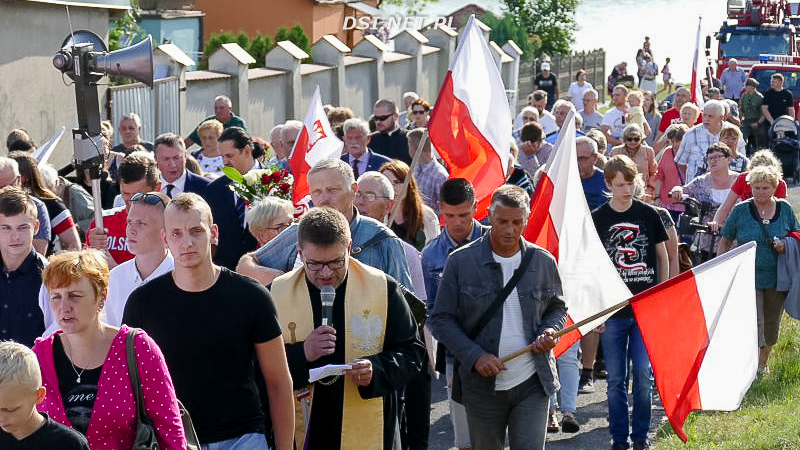 Oddali hołd uczestnikom Powstania Warszawskiego nad brzegiem jeziora Drawsko