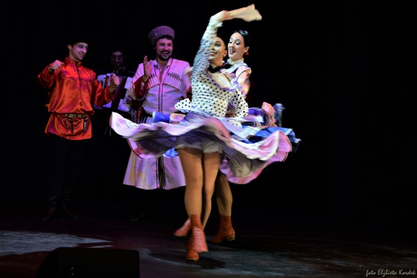 Muzyka, taniec i lampka szampana - koncert Teatru Muzycznego RADA z Białorusi