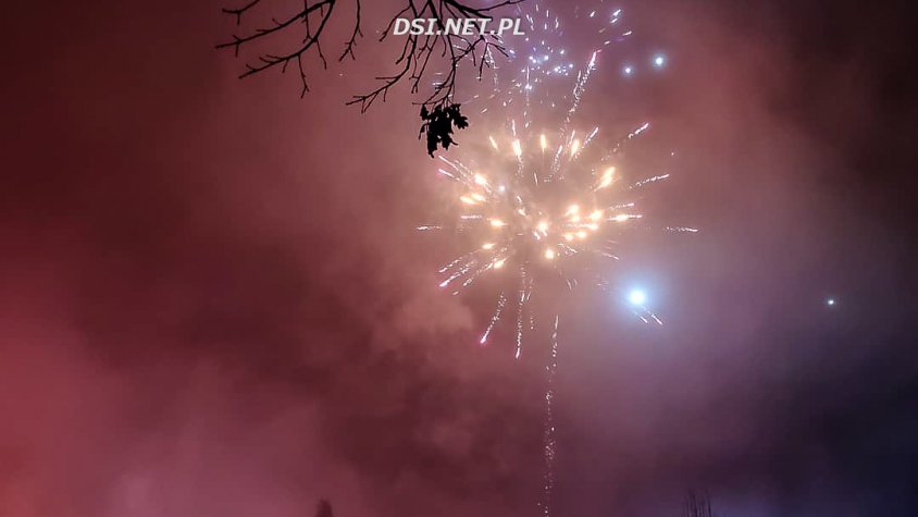 Złocieniec powitał Nowy Rok fajerwerkami