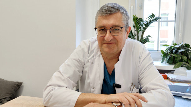 Dr n. med. Jacek Poniewierski