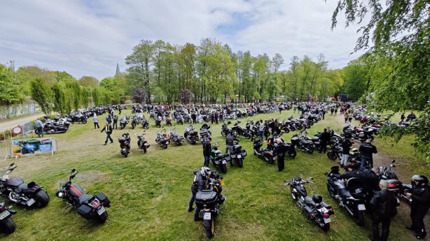 W tym roku jeszcze więcej motocykli w Parku Chopina. Jak wyglądał Eska Rider Show? Zdjęcia