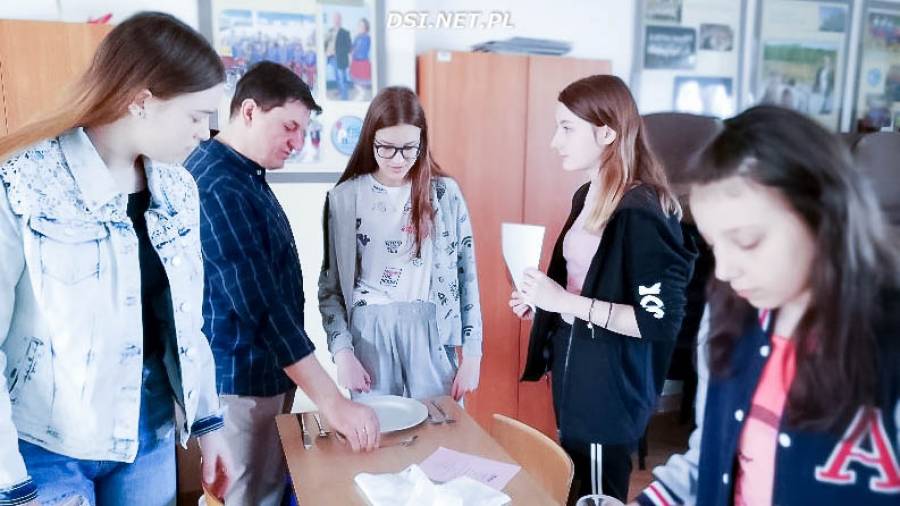 Rekrutacja do szkół ponadgimnazjalnych trwa – zobacz jak to robią w drawskiej ZSP