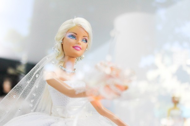 Uważaj na selfie z Barbie. Ostrzeżenie z Ministerstwa Cyfryzacji