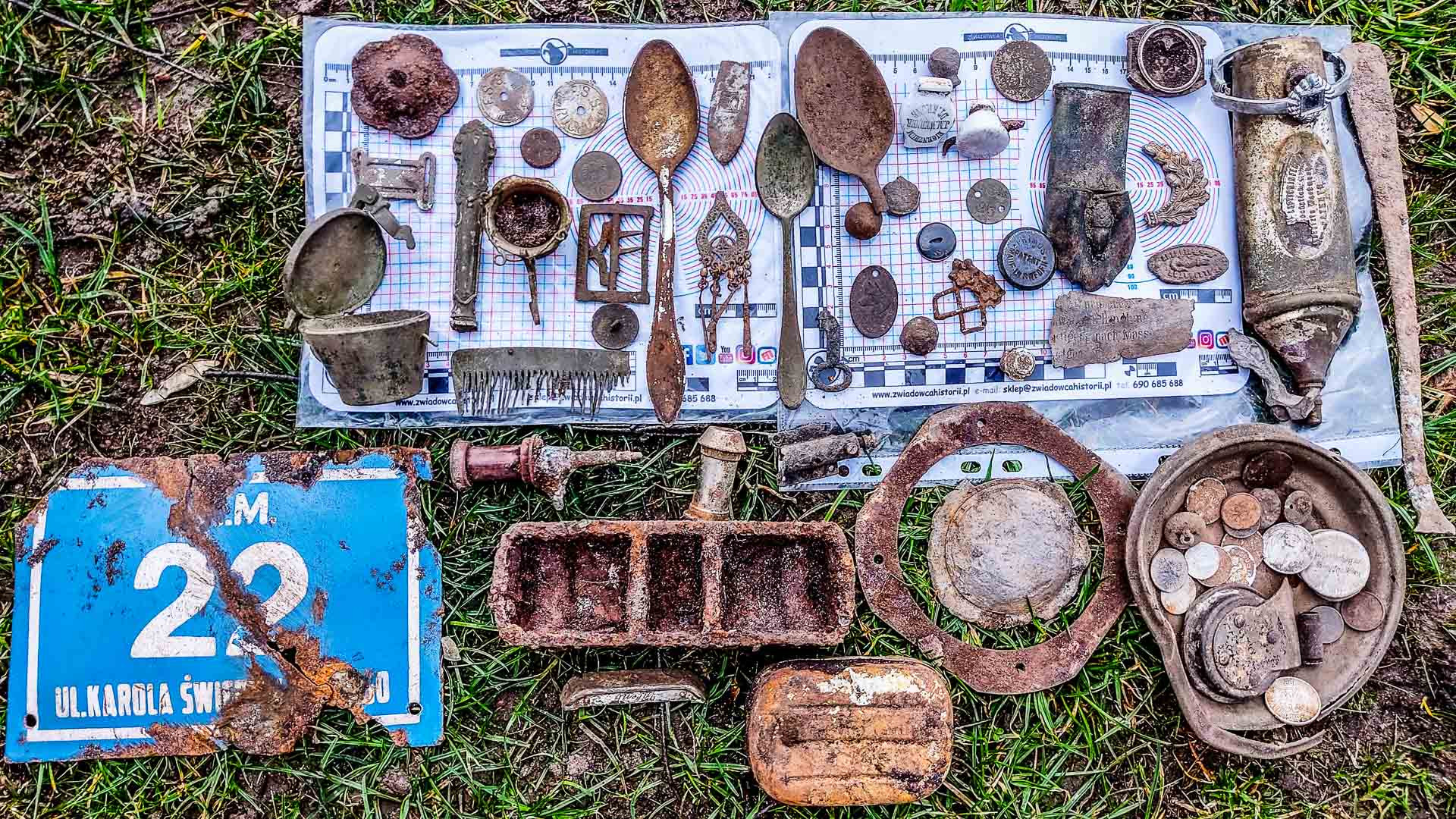 Kilkadziesiąt odnalezionych artefaktów. To wszystko odkryto w ten weekend w dwóch miejscach