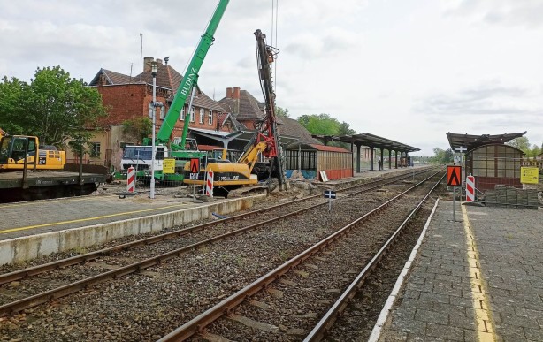 Jak się zmienia dworzec w Złocieńcu. Zdjęcia z przebudowy