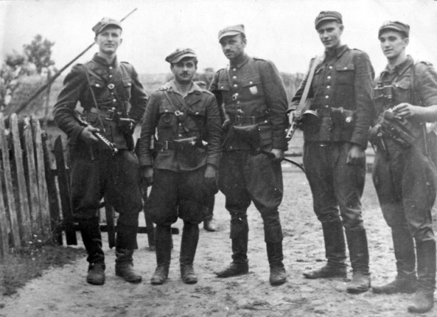 Żołnierze 5 Wileńskiej Brygady AK. Fot. Wikipedia