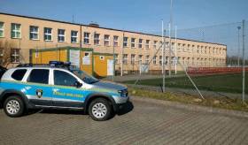 Straż Miejska w Złocieńcu patroluje miejsca częstych zgromadzeń dzieci i młodzieży