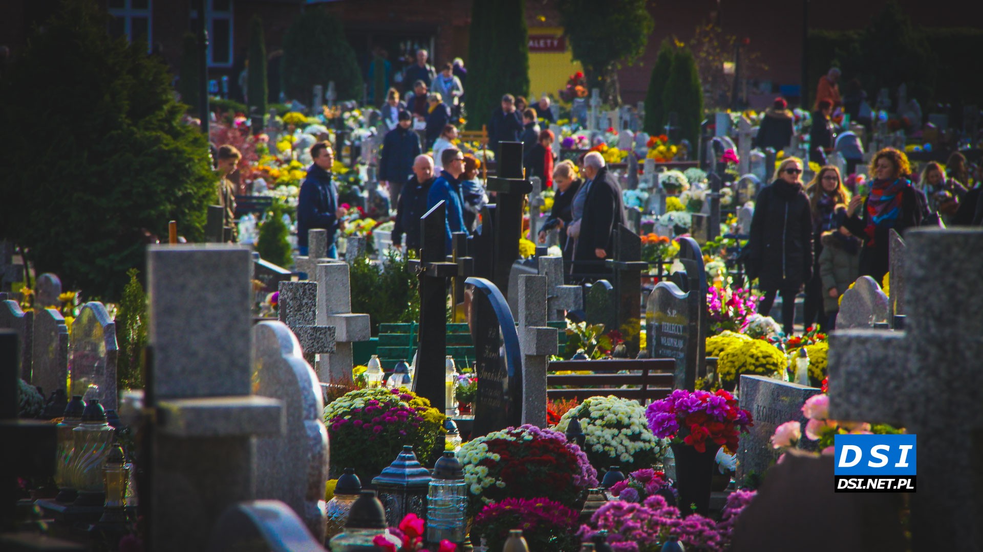 1 listopada: Kiedy na mszę świętą na cmentarzach w powiecie drawskim