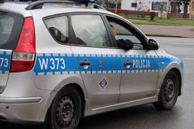 Potrącony policjant na parkingu w Drawsku Pomorskim