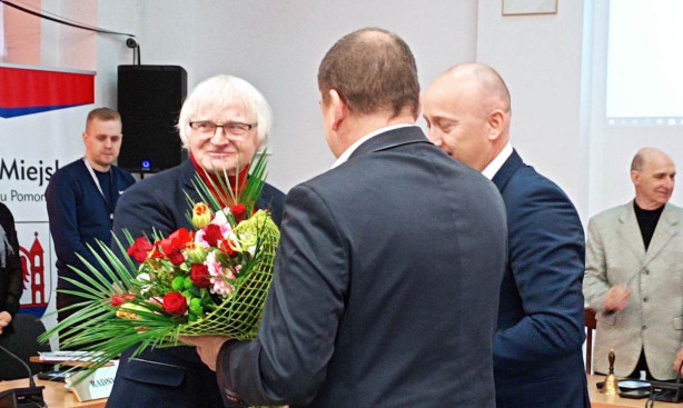 Pan Sołtys Henryk Derda otrzymał tytuł „Zasłużony dla Gminy Drawsko Pomorskie”