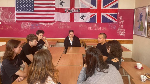 Pierwsza lekcja angielskiego z żołnierzami amerykańskimi