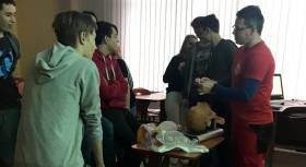 Otwarta lekcja pierwszej pomocy z kaliskimi gimnazjalistami