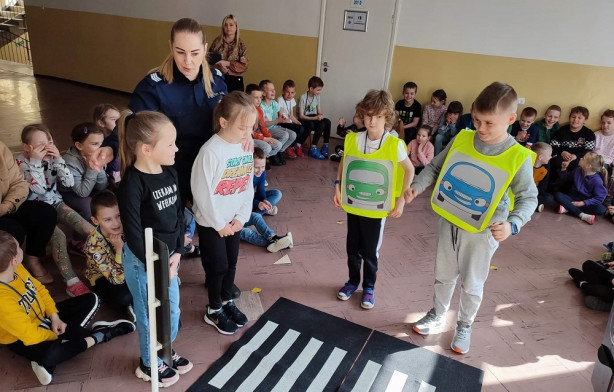 O bezpiecznej drodze do szkoły z uczniami SP 1 w Drawsku Pomorskim